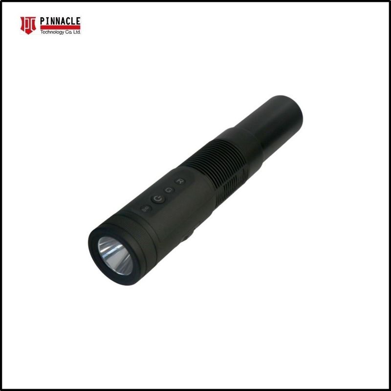 PTC-UAV-3F15 พกพา GPS/Wifi UAV Drone Signal Jammer พร้อมแสงไฟฟันฉาย 1000lm